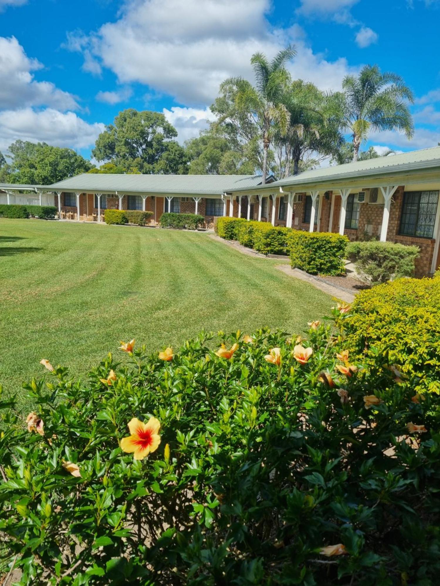 Koorawatha Homestead Motel Bororen Kültér fotó