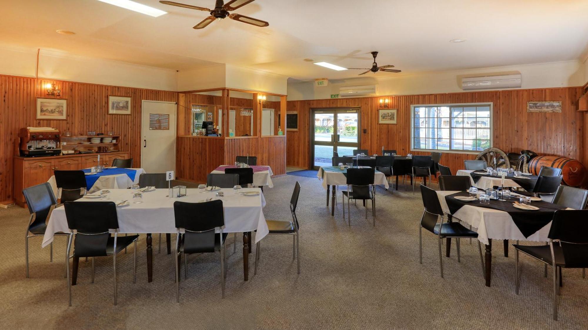 Koorawatha Homestead Motel Bororen Kültér fotó